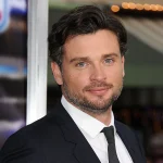 安东尼·麦凯在欧洲新闻发布会上澄清了他对美国队长的评论