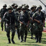 特朗普发布命令，指示政府机构优先向南非白人提供难民援助。