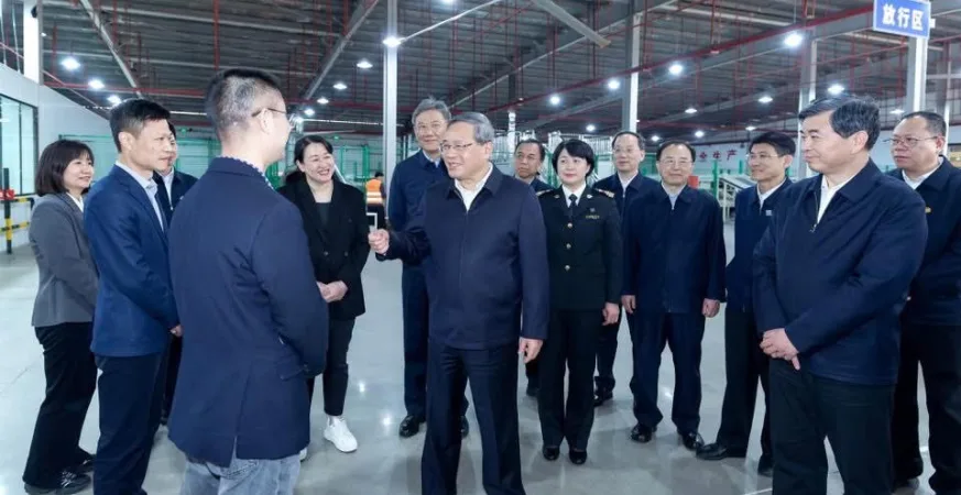 中国国务院总理李克强强调中国外贸稳中向好、开放水平高 7 china3 - CJ China